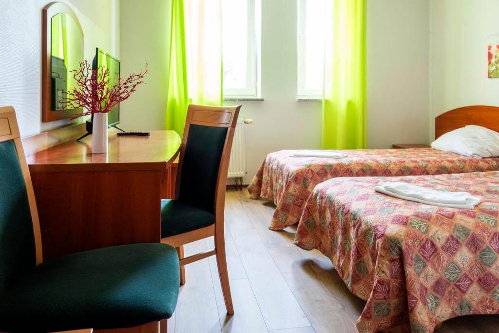 Noclegi Kluki 1A, Zajazd - 3